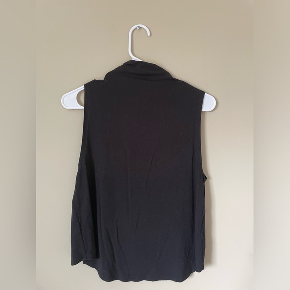 Aritzia Babaton Vince
Mock Neck Tank Top XXS NWOT - Picture 4 of 4